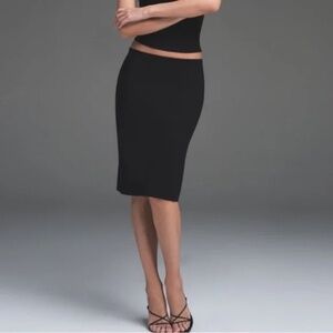 SKIMS, Smooth Lounge Skirt, Obsidian, Sz M, NWT